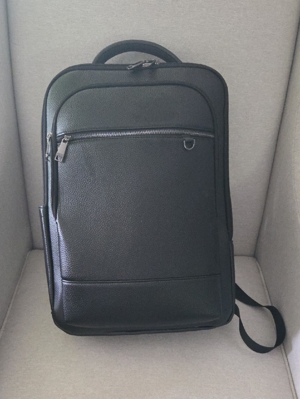 Slim Black Backpack - Professional Laptop Case